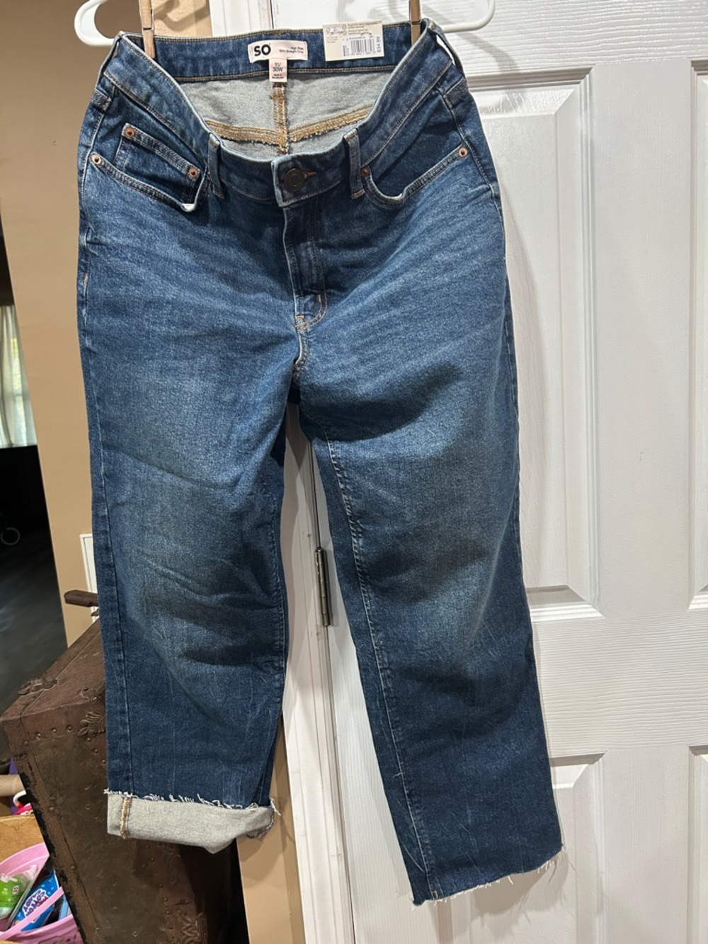 SO Women's Blue Cropped Straight-Leg Jeans